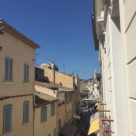 L'atmosphere Hotel