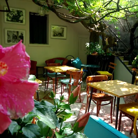 Hotel L'atmosphere 3*